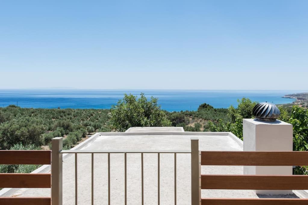 Villa Olvia Dimos Dimos Sfakia Exteriör bild
