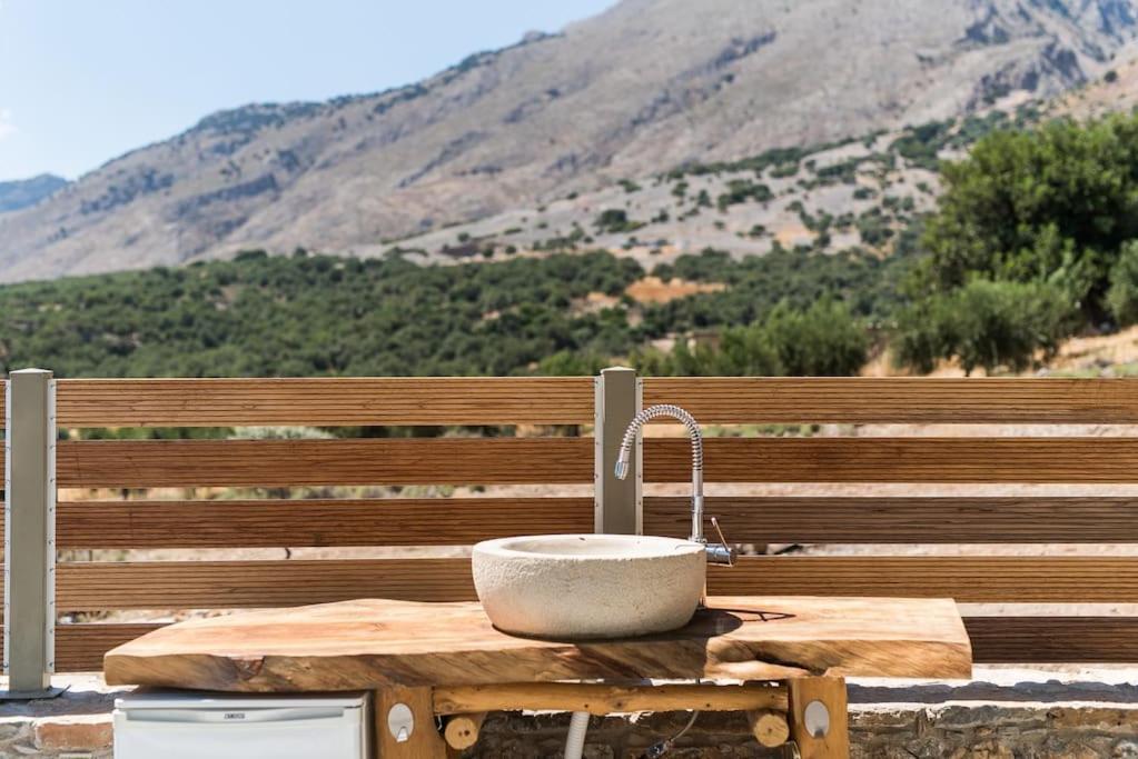 Villa Olvia Dimos Dimos Sfakia Exteriör bild